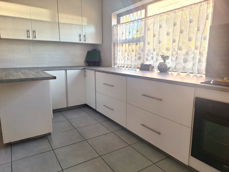 4 Bedroom Property for Sale in Winterhoek Park Eastern Cape